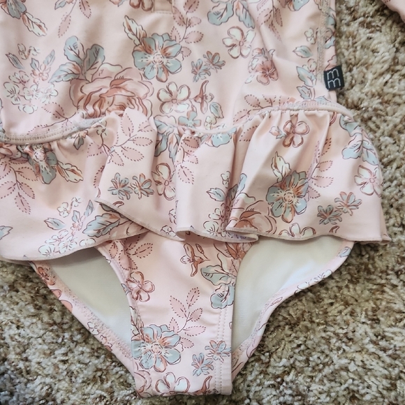 Peach Floral Kids Rashguard - Picture 4 of 6